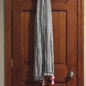 Candie’s Oblong Scarf